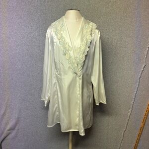 Vintage Victoria Secret Peignoir Set Nightgown Robe Silky Wide Lace Cream Size S